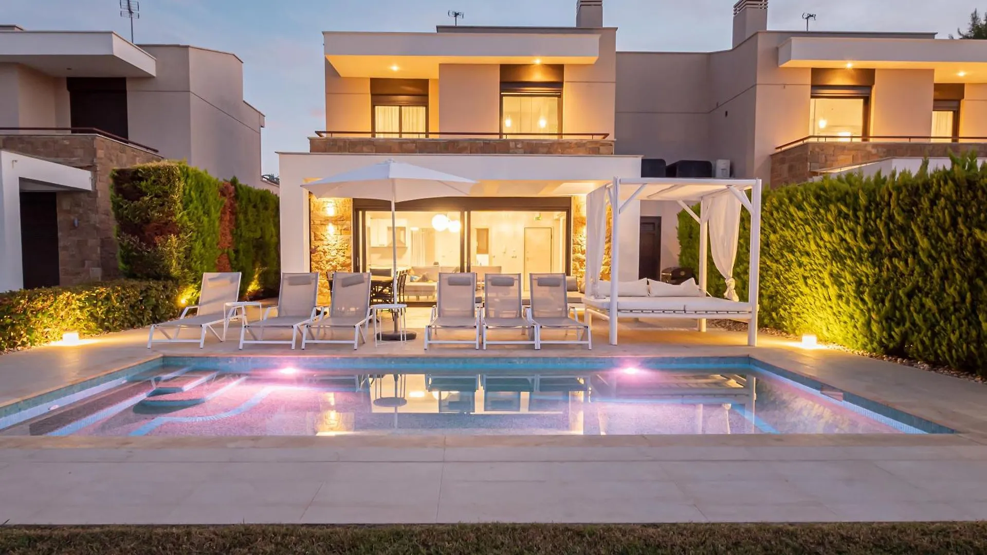 Bellevue Villas With Private Pool Hanioti Greece